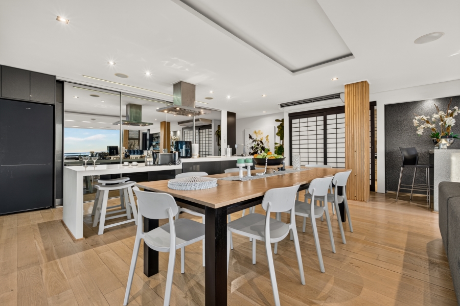 To Let 2 Bedroom Property for Rent in Green Point Western Cape